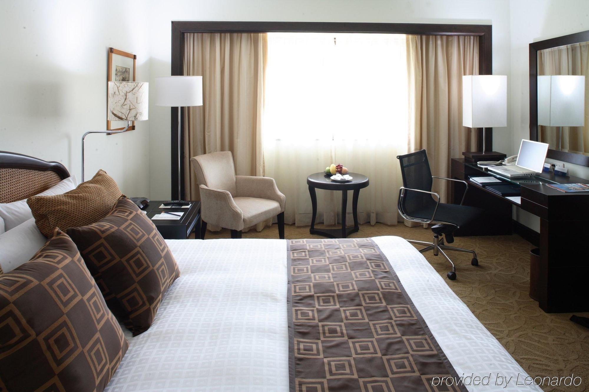 Отель Intercontinental Manila Макати Номер фото